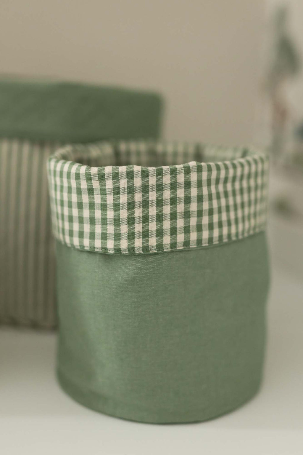 Medium reversible basket