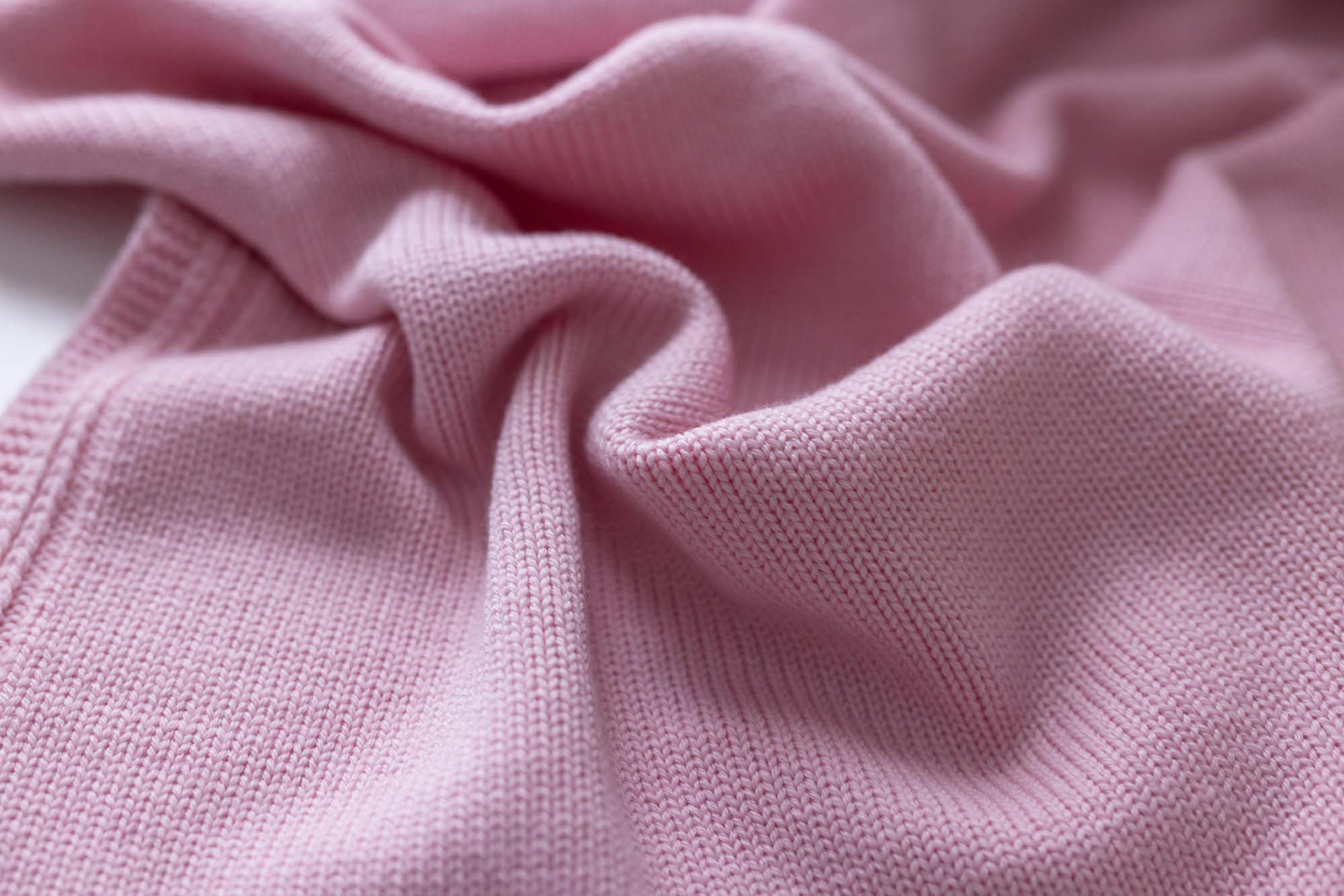 Copertina in lana vergine rosa