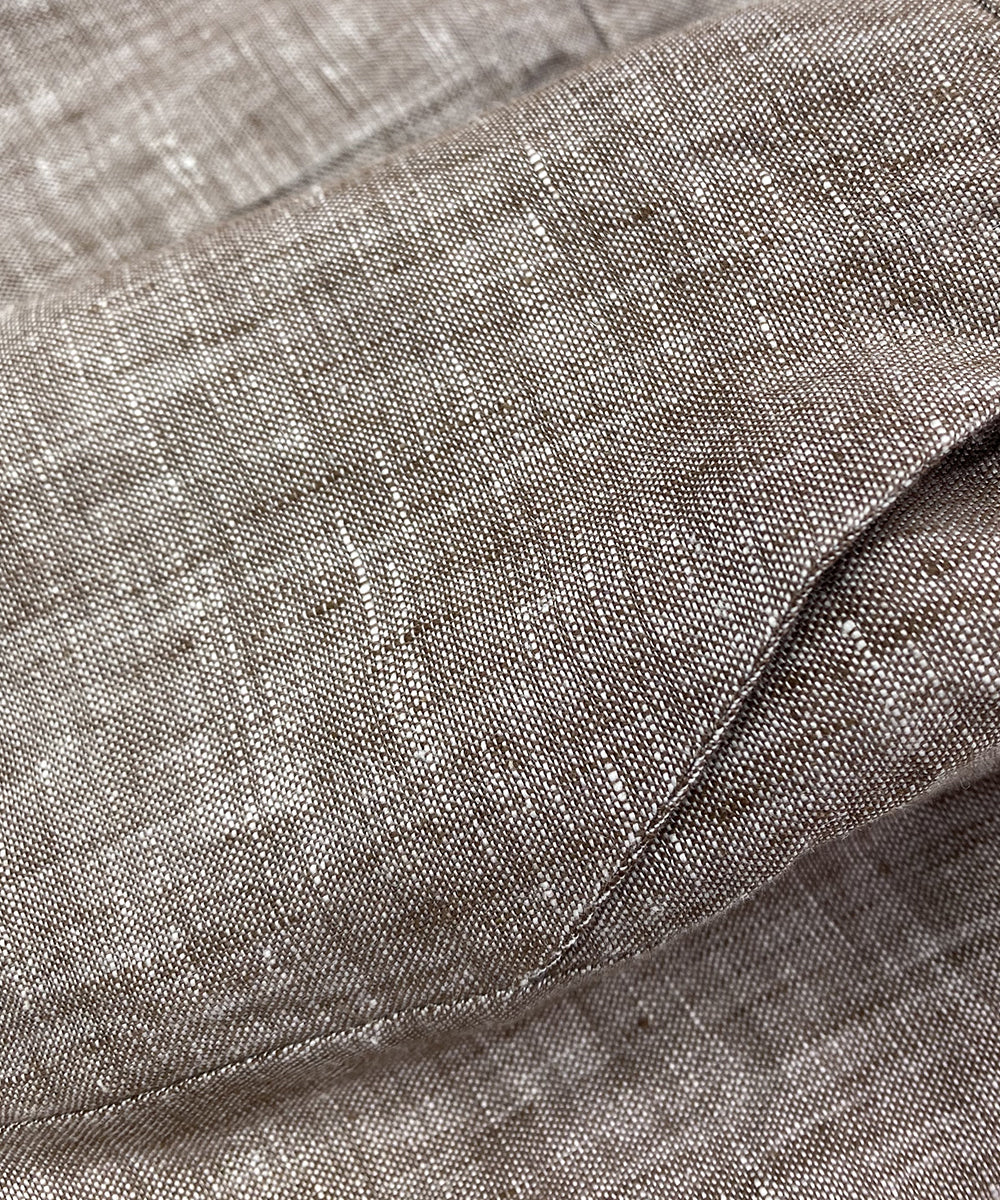 Pantaloni corti lino marrone