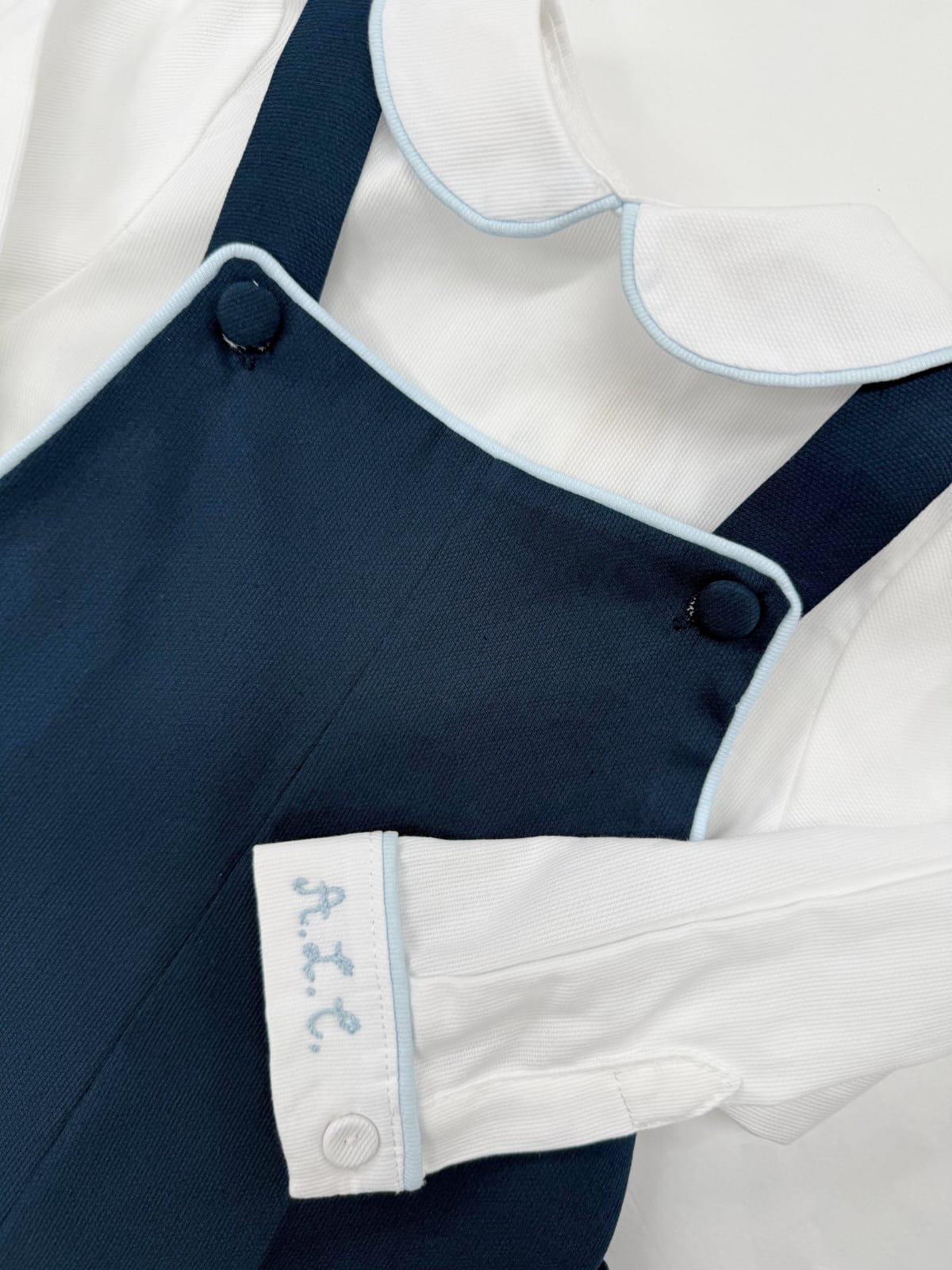 Salopette con camicia personalizzabile