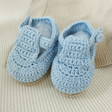 Scarpine all'uncinetto celeste