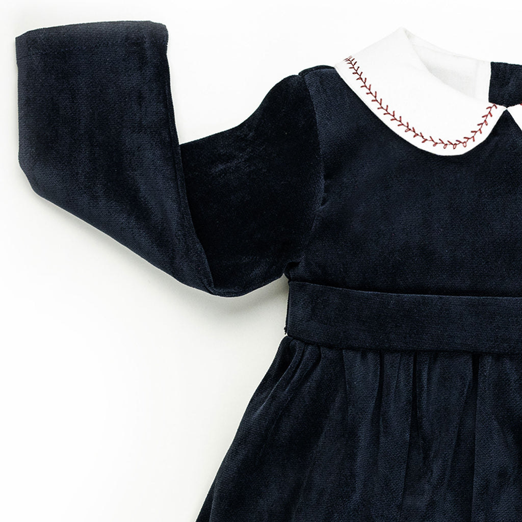 Vestito con colletto e manica lunga in  velluto blu